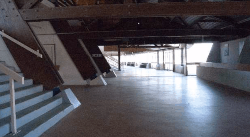 Salle intérieure